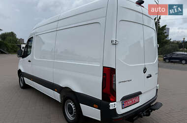Грузовой фургон Mercedes-Benz Sprinter 2021 в 
