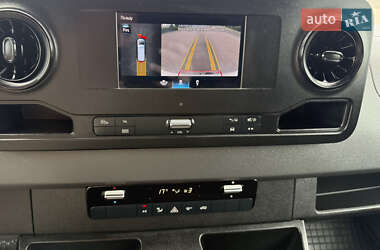 Грузовой фургон Mercedes-Benz Sprinter 2021 в 