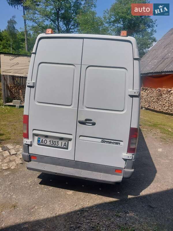 Mercedes-Benz Sprinter 2006
