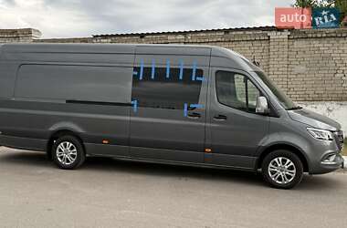 Грузовой фургон Mercedes-Benz Sprinter 2021 в 
