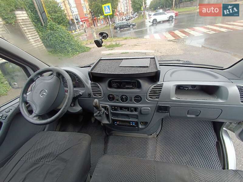 Вантажний фургон Mercedes-Benz Sprinter 2005 в Підволочиську