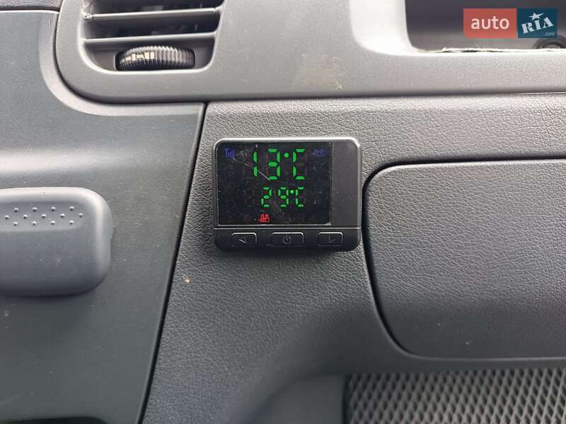 Вантажний фургон Mercedes-Benz Sprinter 2005 в Підволочиську