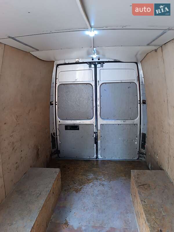 Вантажний фургон Mercedes-Benz Sprinter 2005 в Підволочиську
