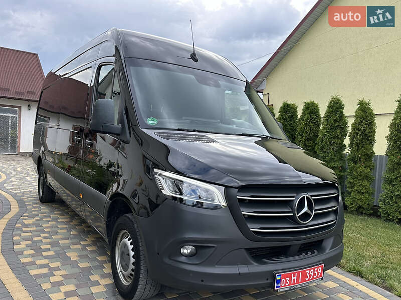 Грузопассажирский фургон Mercedes-Benz Sprinter 2020 в Кадубовцах