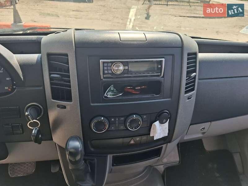 Грузовой фургон Mercedes-Benz Sprinter 2011 в Николаеве