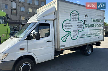 Грузовой фургон Mercedes-Benz Sprinter 2003 в 
