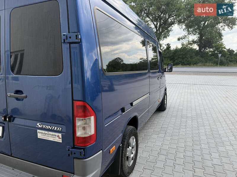 Микроавтобус Mercedes-Benz Sprinter 2005 в Хотине