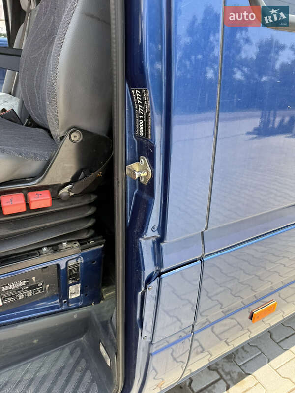 Микроавтобус Mercedes-Benz Sprinter 2005 в Хотине