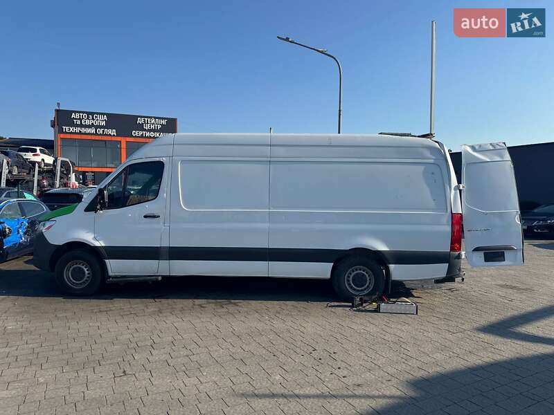 Грузовой фургон Mercedes-Benz Sprinter 2021 в Львове