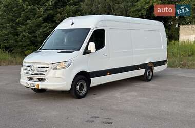 Грузовой фургон Mercedes-Benz Sprinter 2020 в 