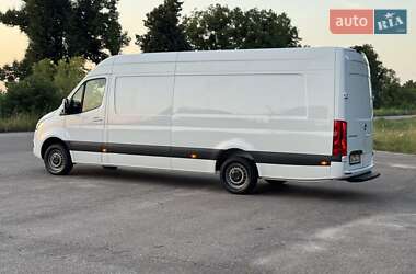 Грузовой фургон Mercedes-Benz Sprinter 2020 в 