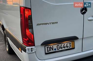 Грузовой фургон Mercedes-Benz Sprinter 2020 в 