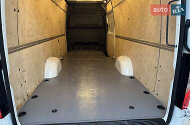 Грузовой фургон Mercedes-Benz Sprinter 2020 в 