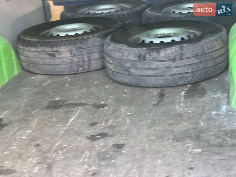 Грузопассажирский фургон Mercedes-Benz Sprinter 2006 в Стрые
