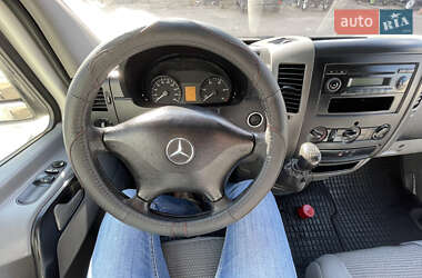 Грузовой фургон Mercedes-Benz Sprinter 2010 в 