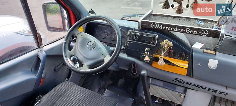 Пригородный автобус Mercedes-Benz Sprinter 1998 в Хмельницком