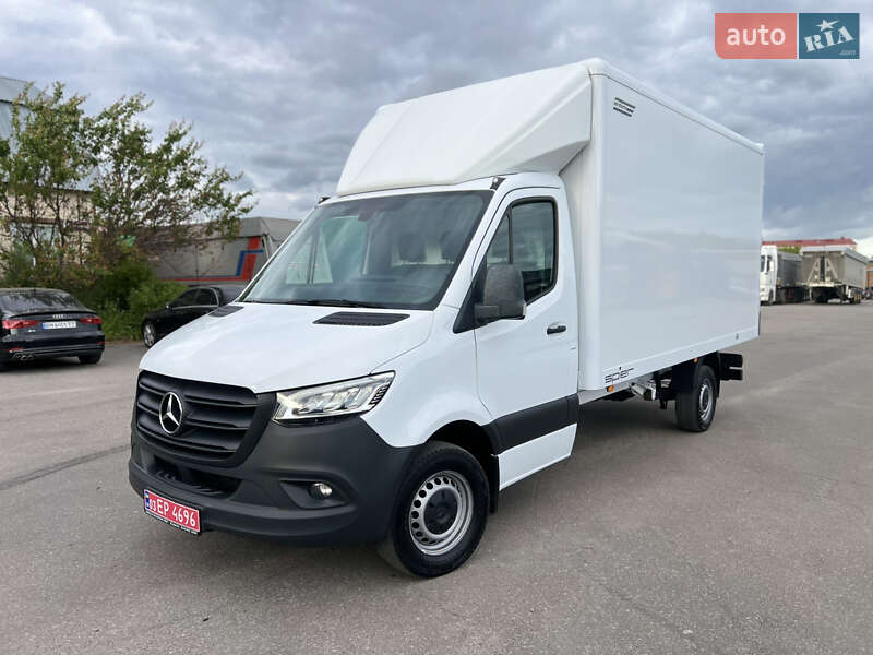 Грузовой фургон Mercedes-Benz Sprinter 2020 в 