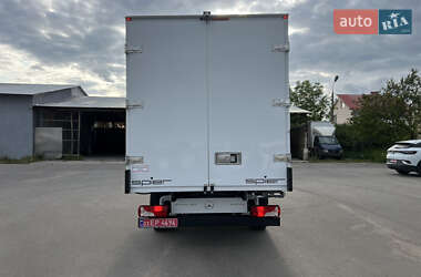 Грузовой фургон Mercedes-Benz Sprinter 2020 в 