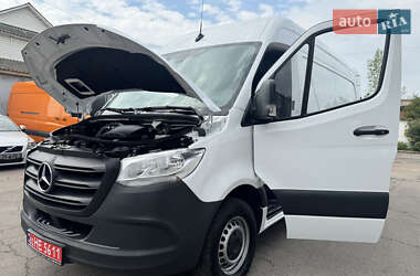 Грузовой фургон Mercedes-Benz Sprinter 2020 в 