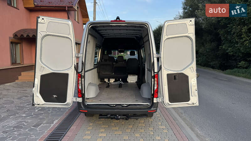 Грузовой фургон Mercedes-Benz Sprinter 2022 в Сваляве фото 25 Грузовой фургон Mercedes-Benz Sprinter 2022 в Сваляве