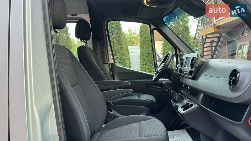 Грузовой фургон Mercedes-Benz Sprinter 2022 в Сваляве фото 81 Грузовой фургон Mercedes-Benz Sprinter 2022 в Сваляве