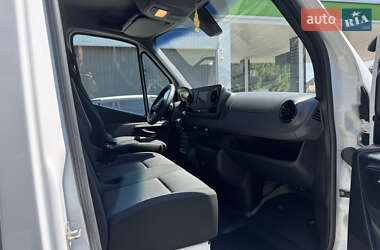 Грузовой фургон Mercedes-Benz Sprinter 2020 в 