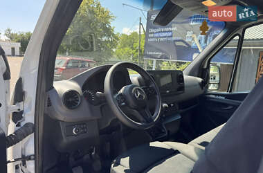 Грузовой фургон Mercedes-Benz Sprinter 2020 в 