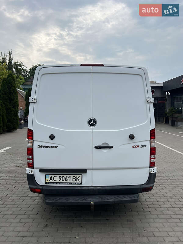 Грузовой фургон Mercedes-Benz Sprinter 2008 в Луцке фото 4 Грузовой фургон Mercedes-Benz Sprinter 2008 в Луцке