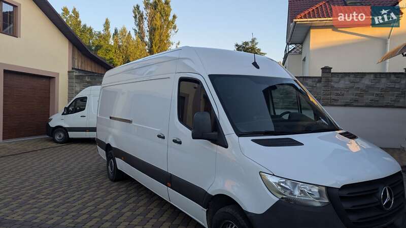 Mercedes-Benz Sprinter 2021