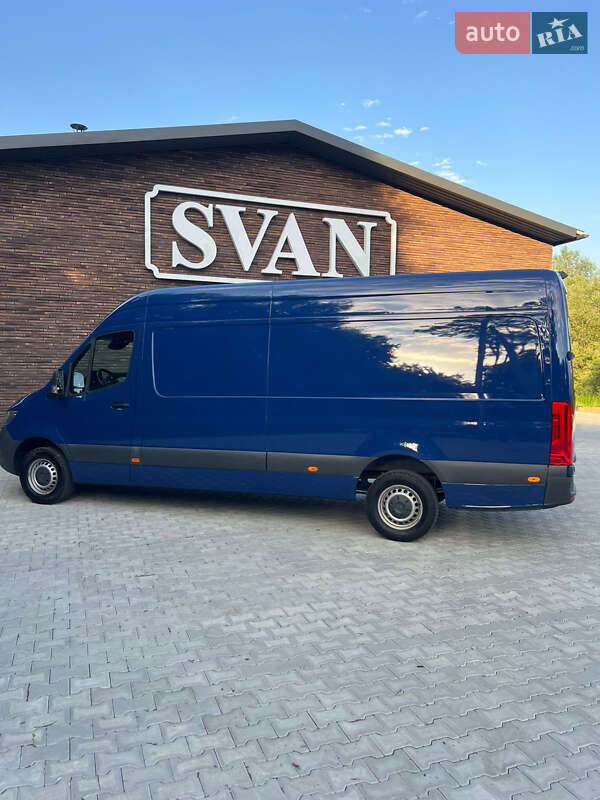 Грузовой фургон Mercedes-Benz Sprinter 2022 в Черновцах