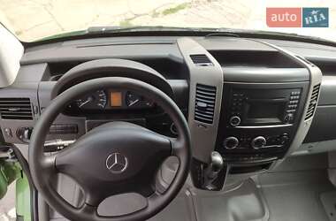 Грузовой фургон Mercedes-Benz Sprinter 2011 в 
