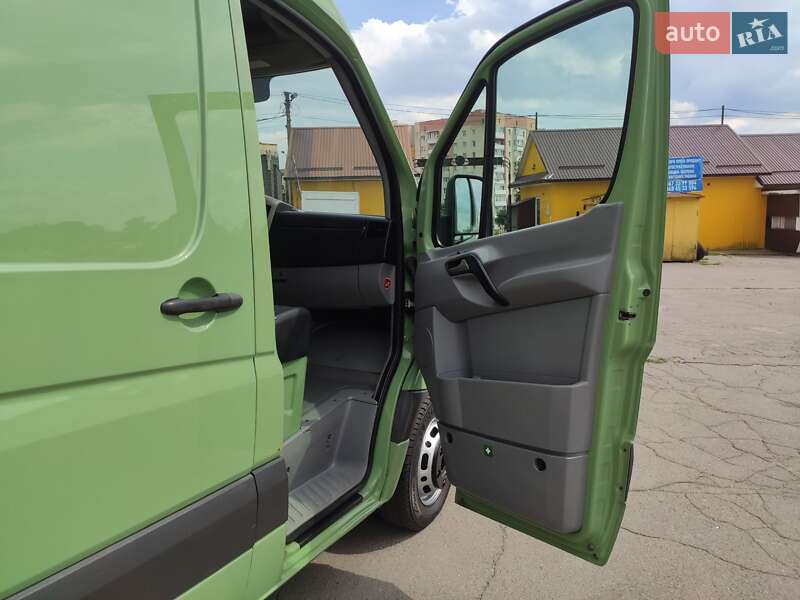Грузовой фургон Mercedes-Benz Sprinter 2011 в Ровно