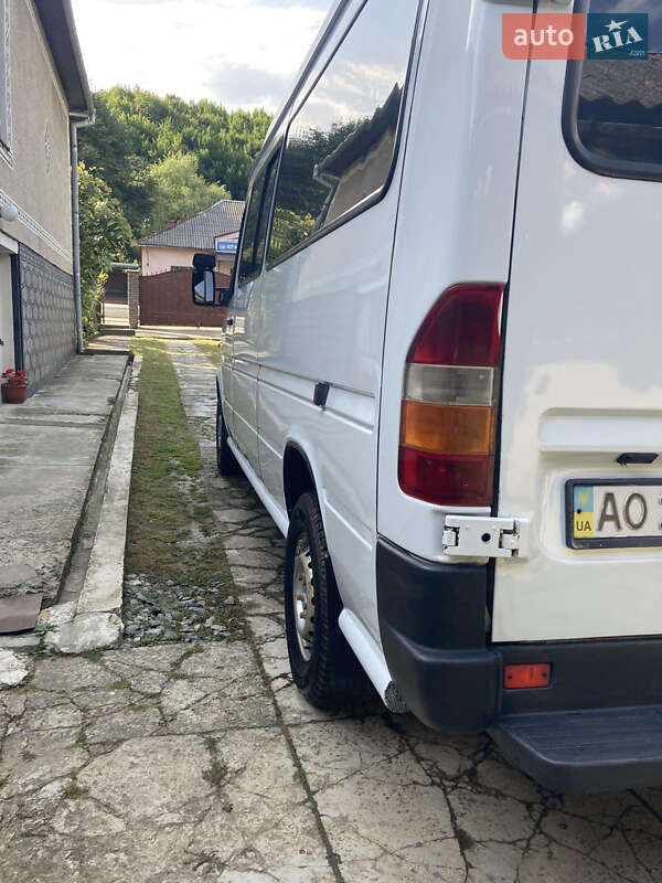 Мікроавтобус Mercedes-Benz Sprinter 2002 в Ужгороді