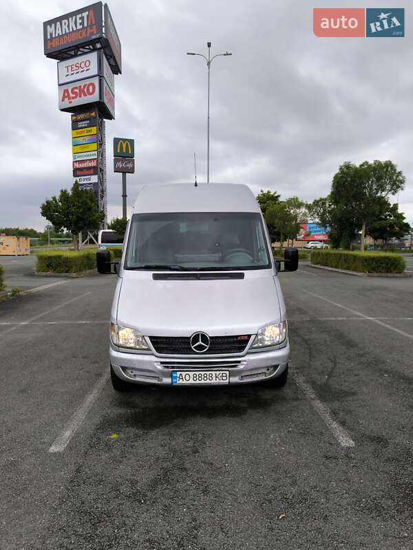 Микроавтобус Mercedes-Benz Sprinter 2005 в Сваляве