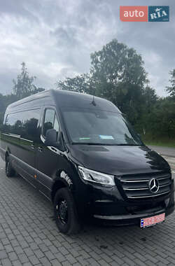 Грузовой фургон Mercedes-Benz Sprinter 2021 в 