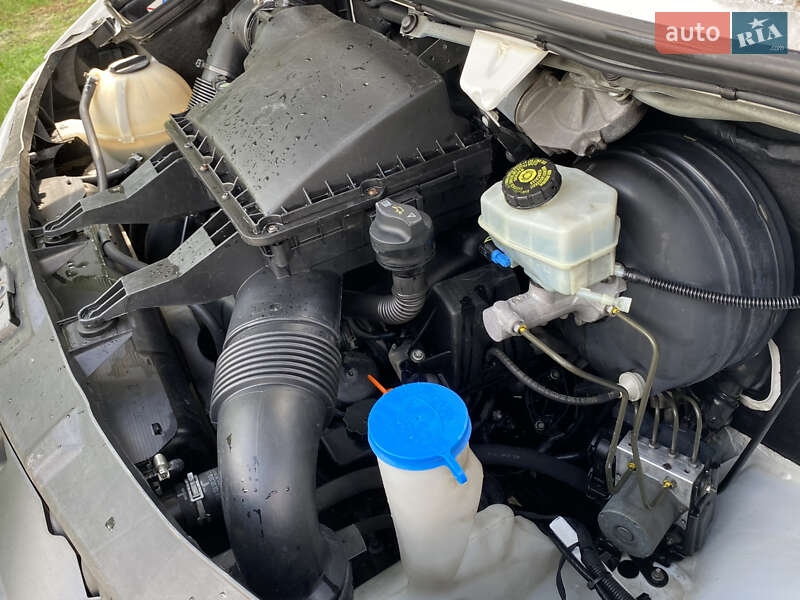 Вантажний фургон Mercedes-Benz Sprinter 2012 в Миронівці