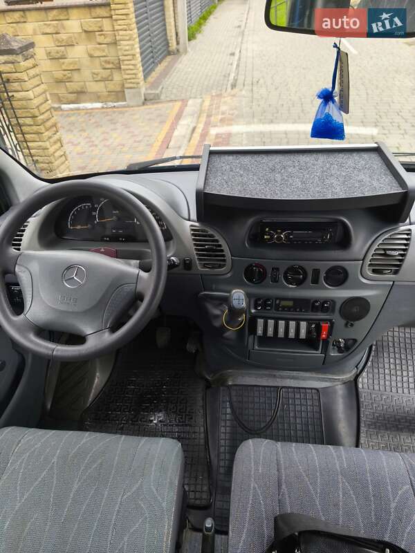Микроавтобус Mercedes-Benz Sprinter 2003 в Луцке