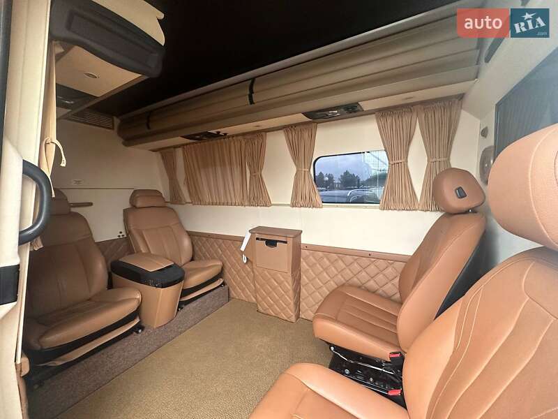 Микроавтобус Mercedes-Benz Sprinter 2013 в Киеве