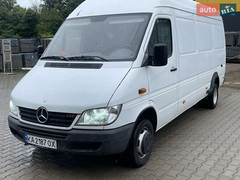 Mercedes-Benz Sprinter 2004
