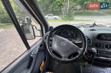 Вантажний фургон Mercedes-Benz Sprinter 2004 в Журавному