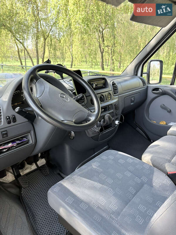 Микроавтобус Mercedes-Benz Sprinter 2005 в Ровно