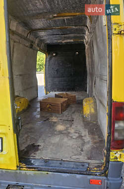 Грузовой фургон Mercedes-Benz Sprinter 2004 в  фото 15 Грузовой фургон Mercedes-Benz Sprinter 2004 в