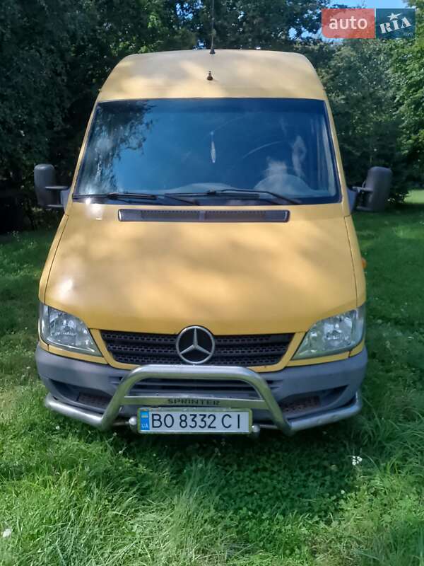 Mercedes-Benz Sprinter 2005