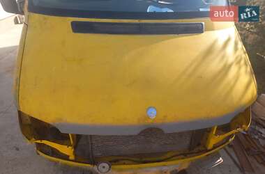 Грузовой фургон Mercedes-Benz Sprinter 2003 в 