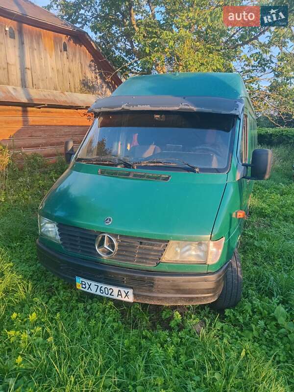 Грузопассажирский фургон Mercedes-Benz Sprinter 1995 в 