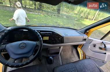 Грузовой фургон Mercedes-Benz Sprinter 1998 в 