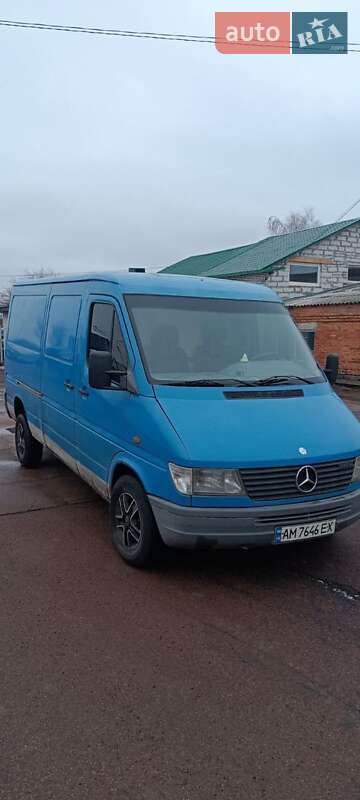 Грузовой фургон Mercedes-Benz Sprinter 1998 в Киеве