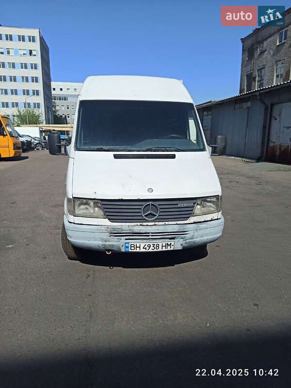 Грузовой фургон Mercedes-Benz Sprinter 1998 в Киеве