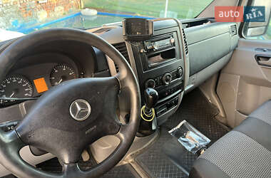 Грузовой фургон Mercedes-Benz Sprinter 2012 в 