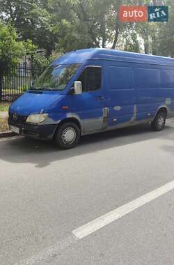 Вантажний фургон Mercedes-Benz Sprinter 2001 в Києві